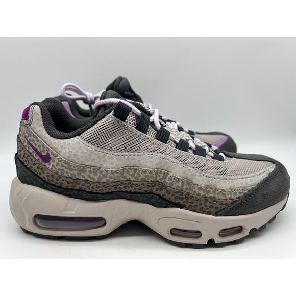 Nike Air Max 95 Viotech Anthracite Women's Shoes DX2955-001 Size 8 - Picture 1 of 12
